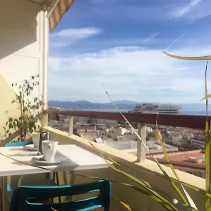 En El Centro De Apartment